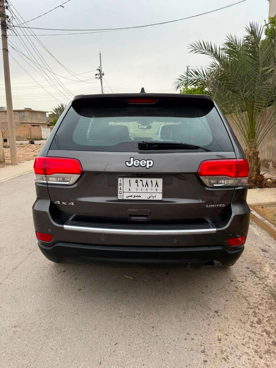 للبيع جيب كراند شيروكي وارد امريكي

فول مواصفات (فقط بدون چكات)
سيارة نظيفة مال جناي عل ايدي 
مواصفات معروفة 

_كشنات تدفئة +تبريد 
_خزن ميموري 
_مري قلاب +هيتر 
_نقطة عمياء
_كشنات جلد 
_جنطة كهرباء 
قطعتين تبريد 
تحكمات ستيرن +شفتات 
ستيرن هيتر
حساسات خلفي + رادار 
كامرة خلفية
فتحة بنورامة

باقي المواصفات معروفة

تفاصيل السياره بل منشور من حادث باقي الامور

عنوان السياره ديالى خان بني سعد 
هاتف/***********
غير متواجد على مواقع التواصل

