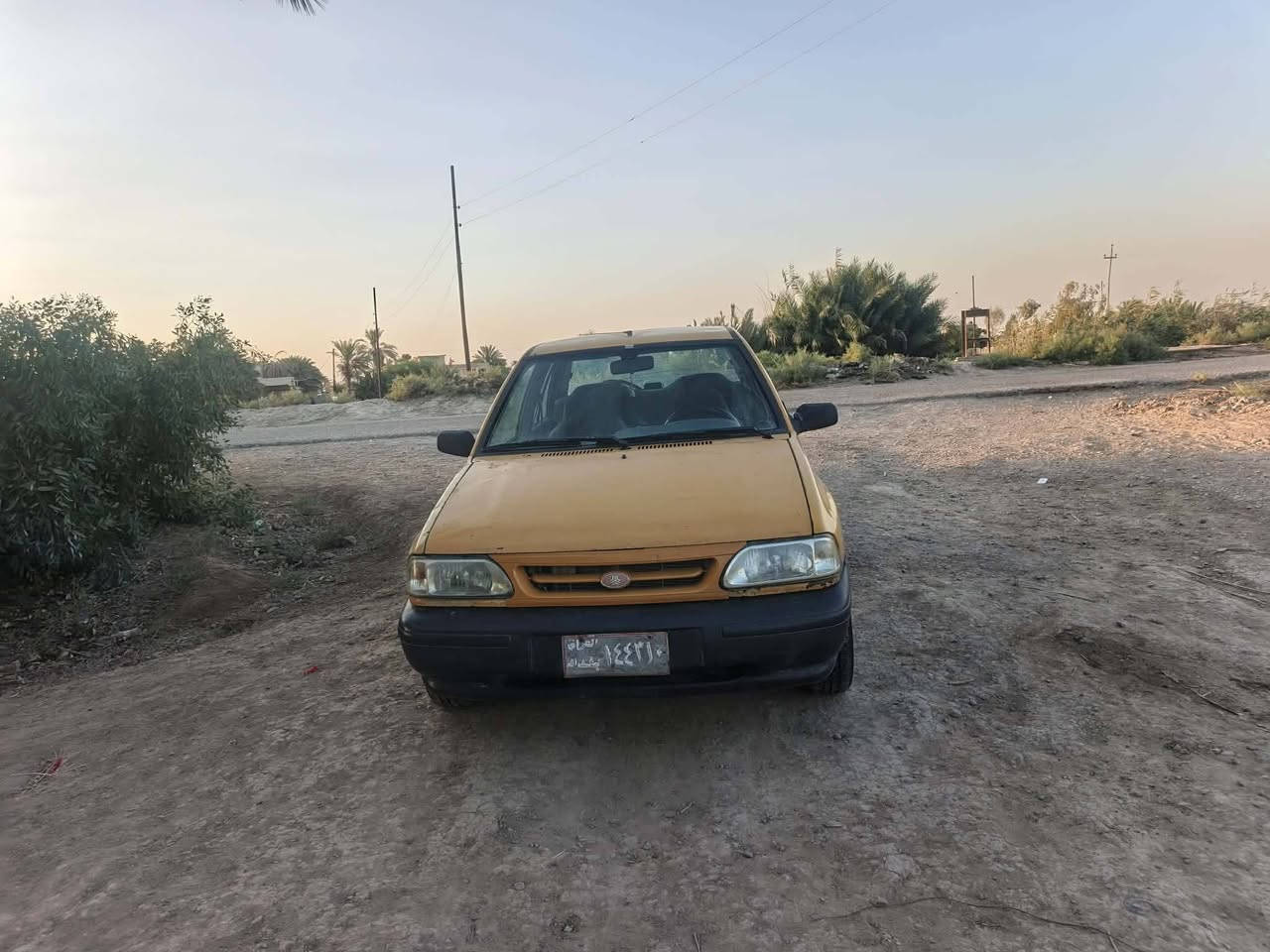 سايبه 11محرك وكير مكفول تخم تاير جديد صدر جديد شاصي معمر مكفول تبريد بس كمبريسر مصفره هيئه وغرامه عليها 50الف اكعدك وي راعيها سعر 14 ورقه وبيها مجال قليل  مكاني صويره  خاص مفتوح او تصال ***********
