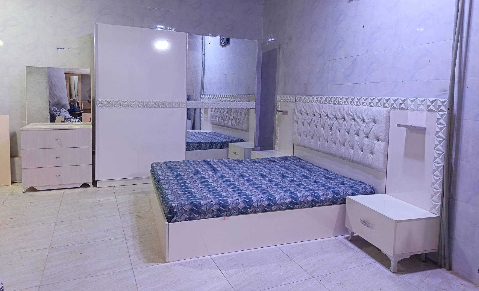 تاقم نوستن
5پارچە
نرخی 270 هه زار
***********
سلێمانی السليمانية, العراق
