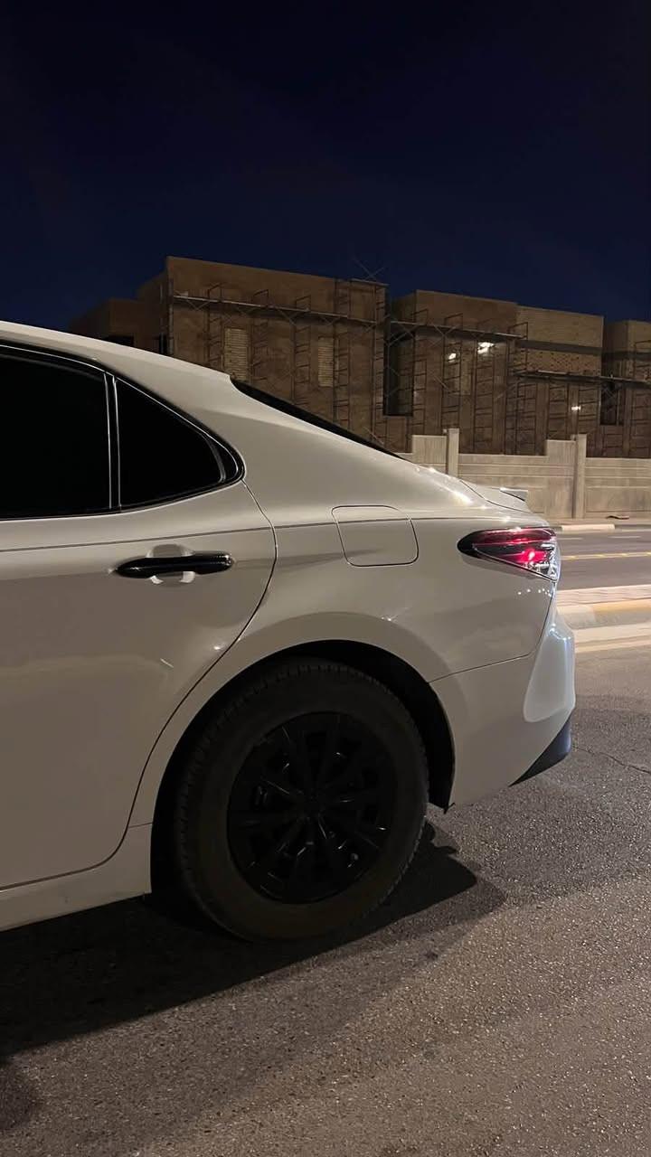 كامري موديل 2023
لون مميز سموك
موصفات Le
كشن كهرباء
رادار
بصمة
مودات قيادة
اوتو هولد
بعد مواصفات معروفة
حادث موضح 
السيارة اخت الزيرو و استيراد على ايدنا و نظيفة فول 
تايرات يوكوهاما اصلي
دهن كلة اصلي و بانزين محسن
مداريها مال جناي
رقم بغداد بأسمي جديد 
سنوية جديدة تحويل ثاني يوم
سعرها 205
مجال بسيط للجناية
***********
