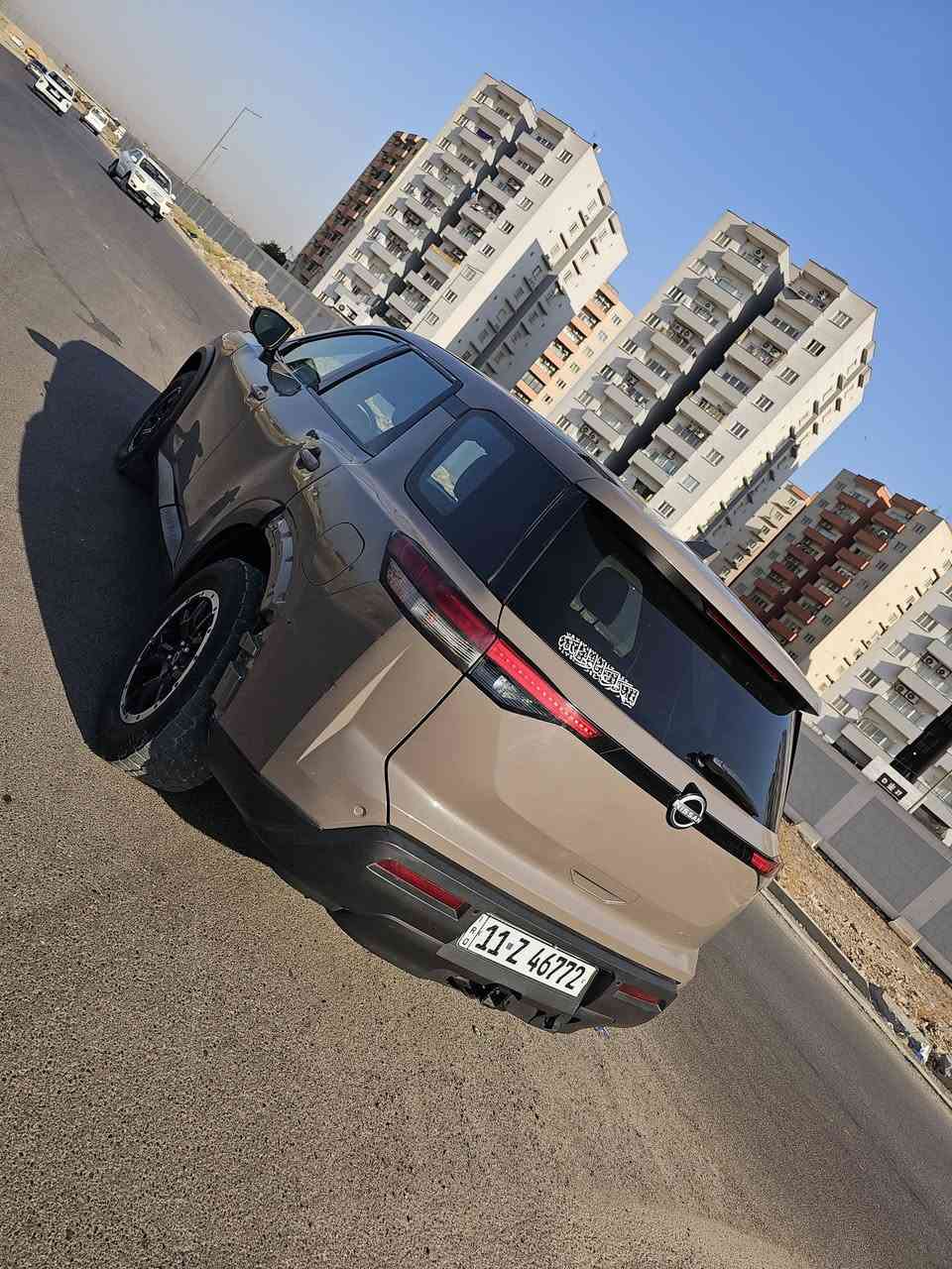 للبيع
نيسان باثفايندر 2023  ROCK KREEK
رقم شاصي 5N1DR3BD1PC212015
ماشيه50 ml
الرقم بغداد الدولي والسياره بأسمي
مكان بغداد /المشتل
***********

ميزات نيسان باثفايندر روك كريك 2023 هي كالتالي:
المحرك
• محرك بنزين سعة 3.5 لتر، 6 أسطوانات، بقوة 284 حصان 
• ناقل حركة أوتوماتيكي zf ب 9 سرعات  

التصميم الداخلي
• مقصورة فاخرة بتصميم أنيق ومريح 
• مقاعد من الجلد مع مساند ذراع 
• نظام تحكم أوتوماتيكي بالمناخ ثلاثي المناطق
• شاشة معلومات ترفيهية مقاس 8 أو 9 إنشات 

السلامة والأمان
• وسائد هوائية 
• نظام الفرامل المانعة للانغلاق 
• نظام توزيع قوى الكبح إلكترونياً 
• نظام التحكم بثبات المركبة 
• كاميرا محيطية ذكية مع نظام كشف الأجسام المتحركة 

التكنولوجيا والترفيه
• نظام صوتي من 6 سماعات أو 12 سماعة من Bose 
• شاشة عرض معلومات السائق مقاس 7 أو 12.3 إنش 
• منافذ USB وبلوتوث وشاحن لاسلكي 
• نظام ملاحة وتقنية البلوتوث 

الخارجي
• مصابيح أمامية LED 
• عجلات معدنية مقاس 18 أو 20 إنش 
• مرايا جانبية كهربائية مع إشارات انعطاف
