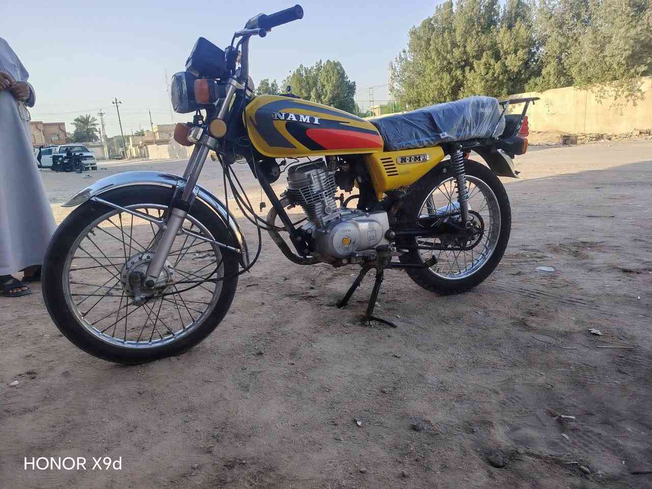 سلام عليكم نامه شلامجه رقم وسنويه البصرة الزبير مديل 21.... *********** سعر 1500 وبيه مجال

نص مكتوب في الصور:
- HONOR X9d