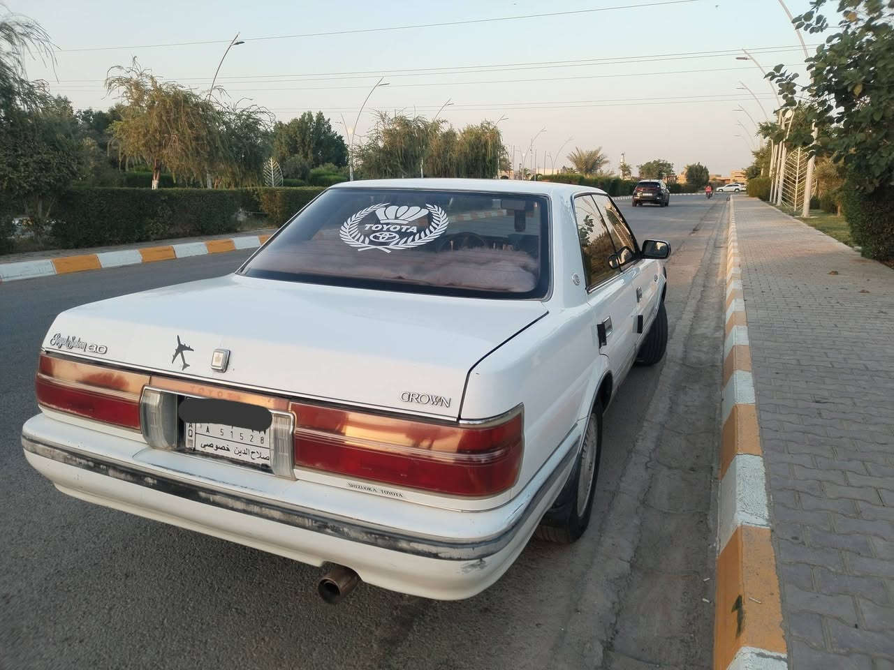 اللهم صلِّ وسلم على نبينا محمد ﷺ                          
للبيع تيوتا كراون هارتوب🇯🇵 محور م91 🎌             
 السيارة نظيفة مال جناي تخم تاير حداديه✅ مكفوله من الصبغ والخياس والضربه القويه كهربائيات كلها شغاله✅  
بيها طخه خفيفه بصفحة السايق مثل ماموضح    
  گير ومحرك شرط محرك 2500 بطه✅  ✈️       
قفل سنتر جنطة سنتر كشن كهربائي مسجل شاشة✅ رقم صلاح الدين ألماني سنوية جديدة شرط التحويل داخلها نظيف السيارة  نصبتها حلوه✅ السعر 55وبيها مجال بسيط حك الجيه البيع نقد فقط مكاني تكريت للاستفسار اتصل ***********📞

