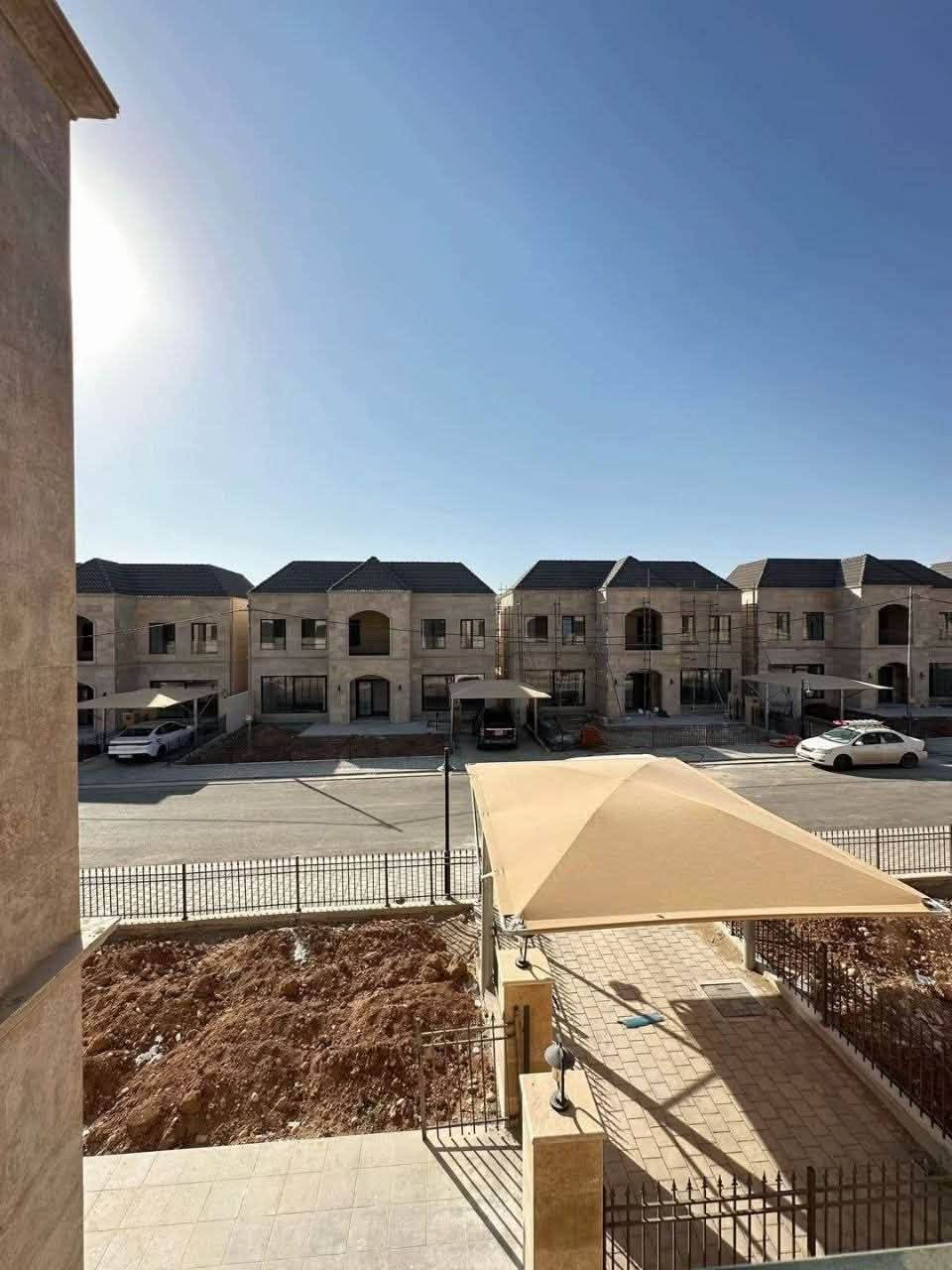 📍أربيل-بيت للبيع مجمع قريه اسبانيه2 
➖مساحة 384M طابقين 

يتكون⤵️
➖4غرف نوم 
➖استقبال-صاله-مطبخ-مجموعه صحيات-كراج
***********
***********
لمشاهدة الفيديو والسعر والباقي من العروضات ادخل للقناة رابط القناة👇
https://t.me/habeb2ali

#عقارات_اربيل #شقق_للبيع_اربيل #بيو_لبيع_اربيل  #فلل_للبيع_اربيل #مجمعات_سكنية_اربيل
 #عقارات_كردستان  
#استثمار_عقاري_اربيل #عقارات_بغداد_سليمانية_اربيل  #عقارات_شمال_العراق  

31 دفتر 50 ورقه
