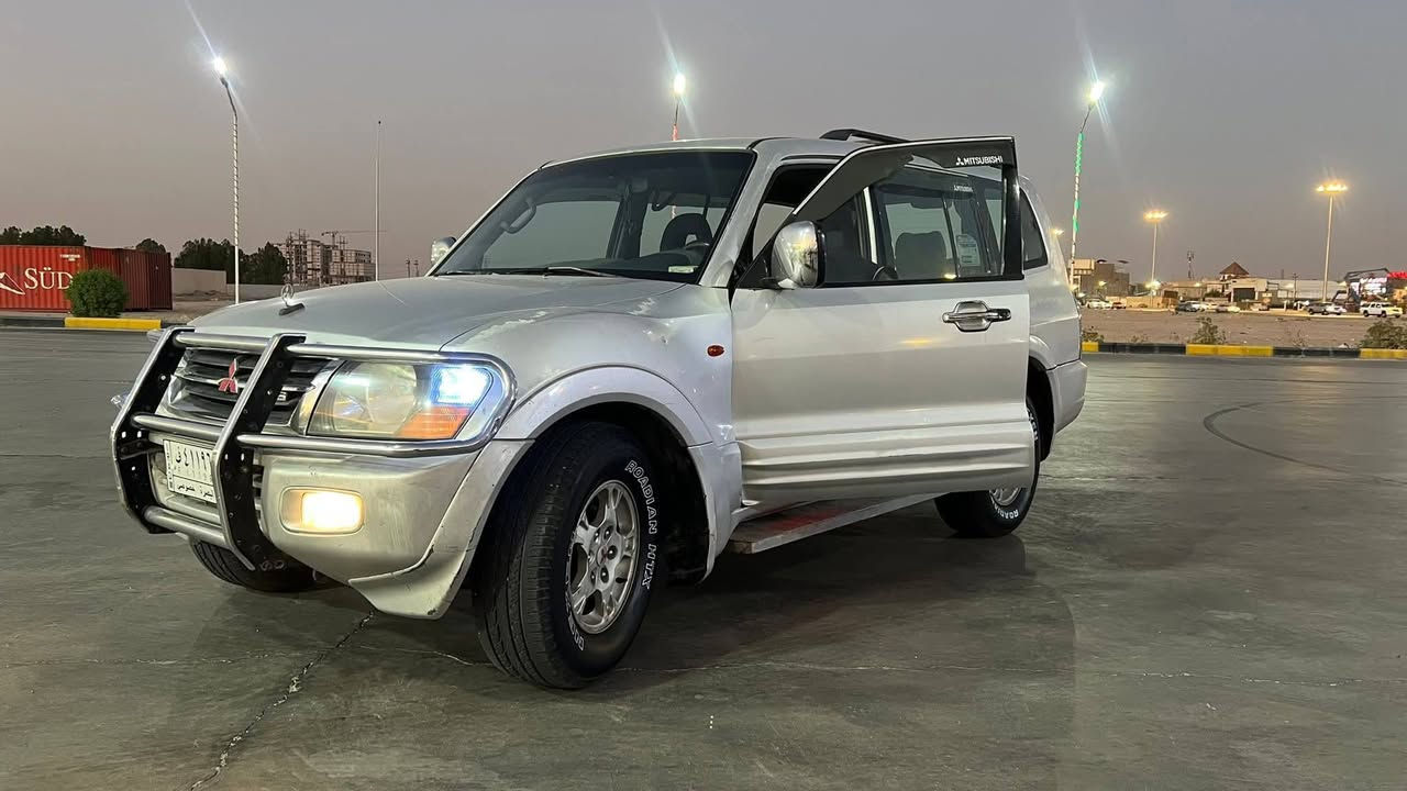 سلام عليكم باجيرو البيع كفاله عامه المحرك تعبان بي خيط تبخير السعر 55العنوان البصره  او يرهم  مراوس الرقم الهاتف ***********
