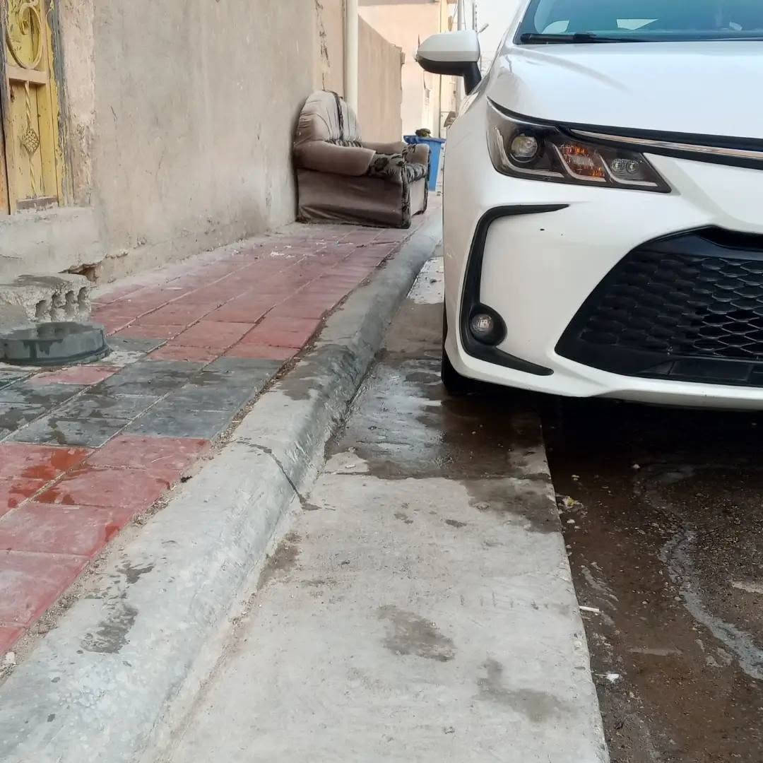 السلام عليكم من رخصت مَدير الكروب كورله٢٤ هايبرد شكل الخليجي ماشيه 41 سياره مكفوله ماعده واضح بل صوره الدعاميات بيه شخوط بصيطه ملاحضه السياره مطلوبه شركه ١٤٥ الاستفسار عله رقم الهاتف *********** مكان كربلاء
