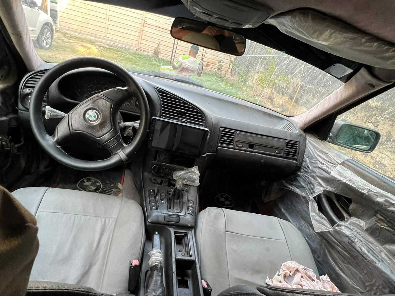 السلام عليكم بيع سريع
سعر 38 وبها مجال
بي ام E36
رقم بغداد الدولي ب اسمي
سياره حلوه وجاهزه بيه فقط ملاحضات بسيطه
رقم بغداد ب اسمي تبريد شغال
مكينه وكير ترايهن وين ما يعجبكم
الاستفسار اتصال
***********
مكاني بغداد جسر ديالئ القديم
