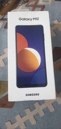 سامسونج M12 • ١٢٨ • يحتاج شاشة