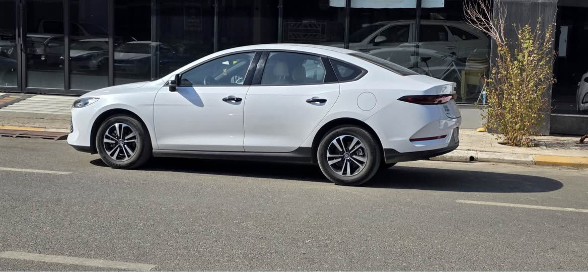 *********** / للاستفسار الاتصال على الرقم
Byd qin plus
2025
18000km
ويل كروم داخل عسلي سياره بيها غصعات قليله كلش موصل, نينوى
