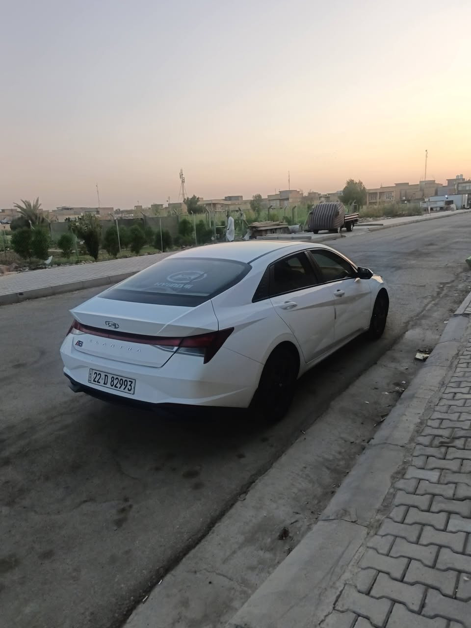 سلام عليكم سياره النترا موديل ٢٣ 
رقم شمالي بسمي خليجي شركه ساز
سياره موصفاتها فتحه حساساس 
كفاله عامه من كلشي 
ماشيه ١١٤
سعر ١٦٥ وبيها مجال 
عنوان كوت 
رقم هاتف ***********
