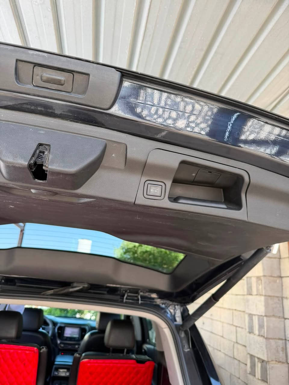 السلام عليكم
جمسي اكاديا 2021 at4

GMC Acadia at4

فول مواصفات واحد ع واحد 

بنوراما فتحتين

داتا شو

مكينة 6 سلندر 3600

كشنات خزن ميموري

كشنات امامي وخلفي تدفئة وتبريد

رادار امامي وخلفي وجانبي

كشن هزاز ويه الرادار

جنطة شفط

كشنات الخلفية منفصل سياحي 

5 كامرات محيطية 360 

شاشة وعدادات ديجتل 

دفع ثنائي و رباعي تحكم يدوي

ثلاث قطع تبريد منفصل

وبعد بيها هواي مواصفات

حادث خفيف جاملغ وبنيد وصور الحادث مرفقه بالمنشور

 سياره جديده وجاهزه من كلشي واحلى من الصور وشرط كله بلادية 

ماشيه 73 الف كيلو متر

المكان البصرة قضاء المدينة 

السعر 220 $ وبيه مجال للاستفسار

***********
