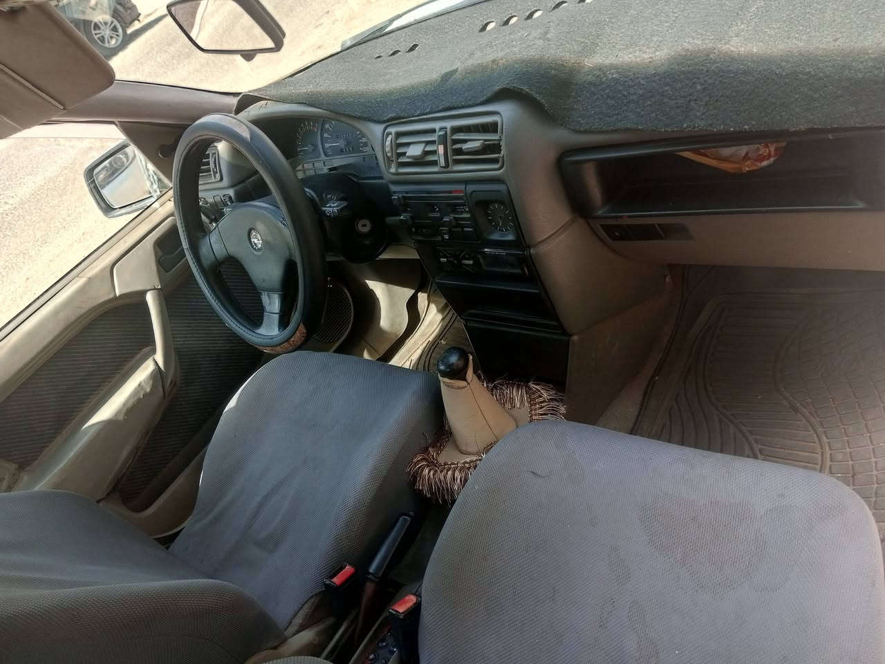 السلام عليكم اوبل فيكترا موديل 92 محرك 20 شرط محرك كير جديد بطاقه *********** سعر 37 سياره وضع شركه بدون صبغ ابيض ثلجي جام كهربائي 4 شرط تحويل

