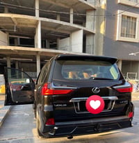 لكزس 2020 ماشيه 74 رقم بغداد  مغلفة بالكامل 07808087077