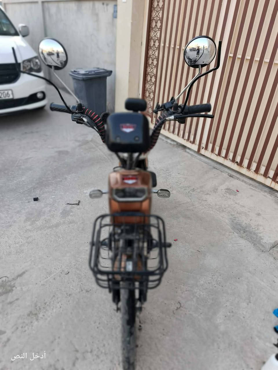 السلام عليكم ماطور شحن للبيع حجم HIS 20 خمس بطاريات كلشي مابيهم بس بينو مشكلة بل شحن  ويجي باربع سرع +دبلان إضافيان+مضلة السعر 430العنوان الموصل الكندي الثانية التواصل ***********
