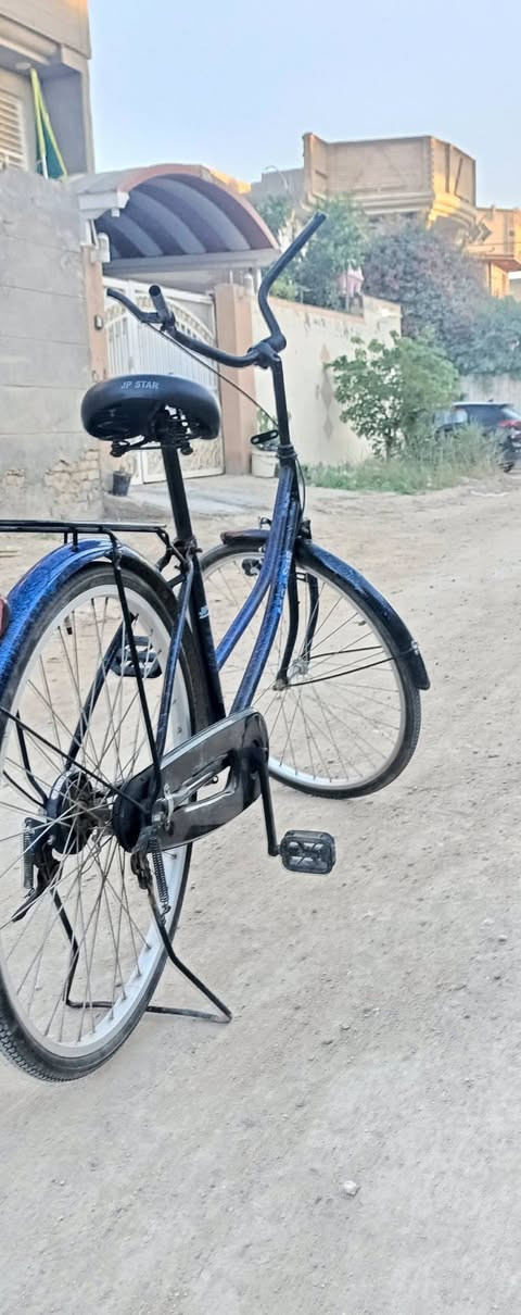 سلام عليكم 
بايسكل للبيع حجم 26 
موشم لونين اسود و زرق

سعر 90 و بي مجال
مكاني كربلاء طويريج ام الهوى 
للستفسار 
***********

