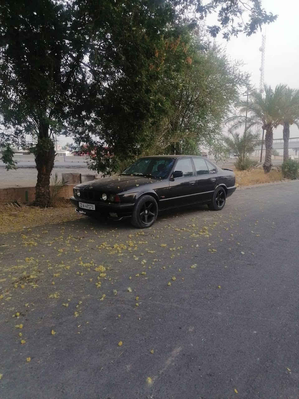 السلام عليكم للبيع او مراوس
BMW 535 /89
مكينه تبريد جاهز بس الكير بوش بدلت دهن ونضفت فلتر رجعت طبيعية يومين وبوش ابيع هل موجود رقم بغداد انكليزي مشروع وطني ابيع ب عقد مروري صدر اماني خلفي سيارة خير من الله 
السعر 50 وبيه مجال جدا بسيط مكاني بغداد تاجي *********** بي واتساب
