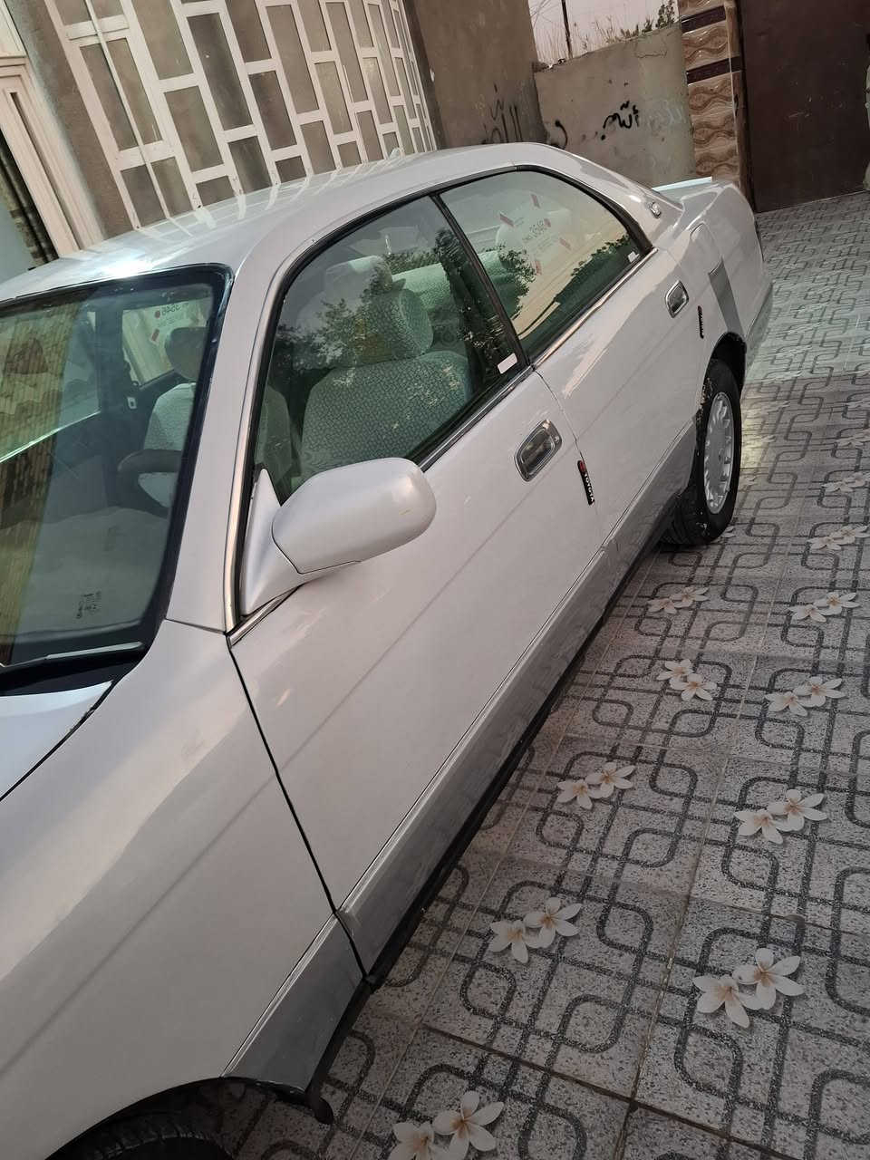مرحبا بطه مديل93سياره نضيفه محرك وكير حاويه حداديه وتاير جدد رقم قادسيه لماني سياره مكفوله كص ونقل وعيب شرعي سعر52 رقم لهاتف***********
