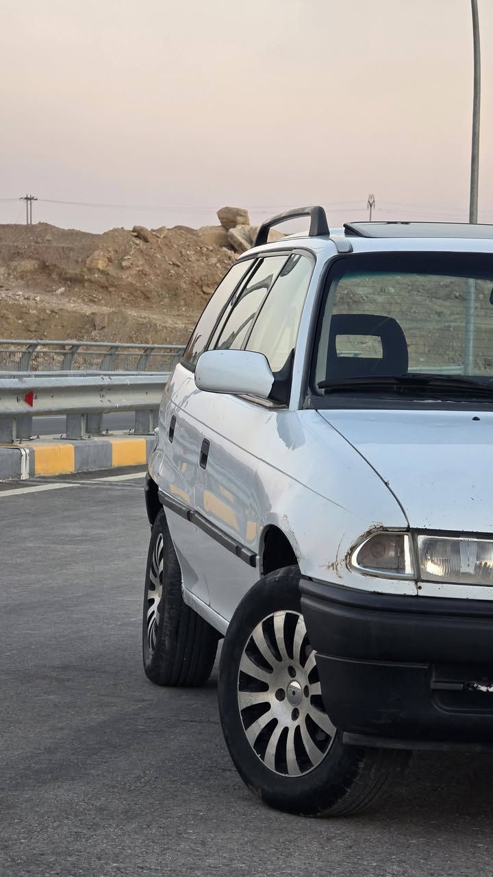 ​🚗 للبيع
🔹 نوع السيارة: أوبل أسترا (ستيشن)
🔹 الموديل: 1995
🔹 حجم المحرك: 1.6
🔹 رقم اللوحة: دهوك (بأسمي، تحويل مباشر بدون أي مشاكل)
🔹 الحالة الفنية: محرك وكير شرط الفحص، الكهربائيات فول وشغالة بالكامل.
🔹 البدني: خالية من الصبغ والضرر تماماً (بدون صبغ أو حوادث).
​💰 السعر: 55 (وبيها مجال للجادين).
📞 رقم الهاتف:***********
​📍 ملاحظة: السيارة نظيفة ومحافظ عليها
