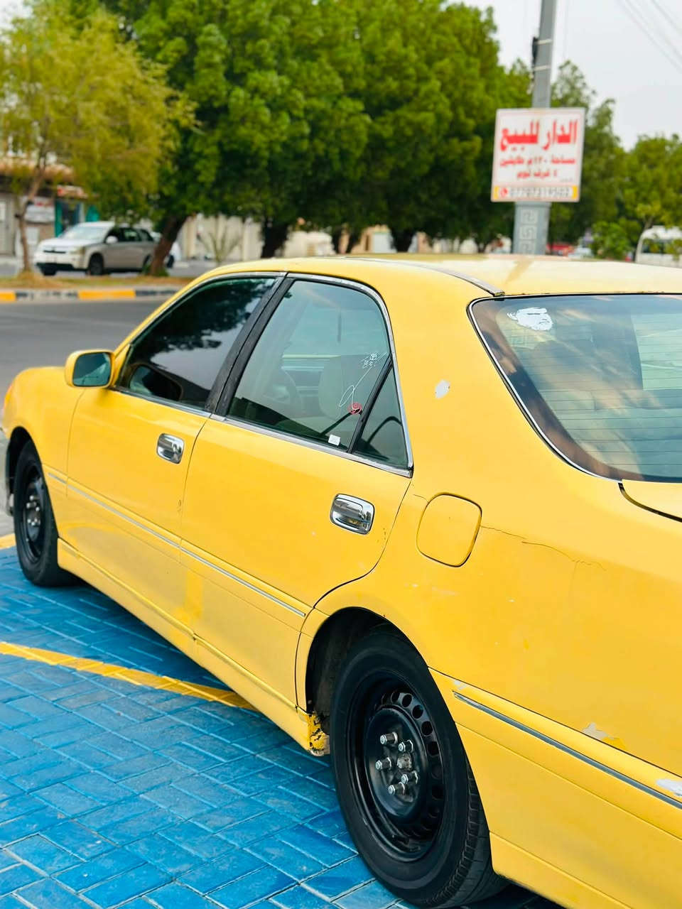 السلام عليكم
جنون ملكة أدوات ادوات ادوات بيها ارقام وسنوية 
كصة قمارة فقط فقط 
مكينة VVTi بلجيس
تبريد ثلج 
حدادية 
مشط توني شاده 
تخم تاير 
كهربائيات كله شغال 
سيارة جاهزه للاخير مابيها اي نقص 
____________________
السعر///٣٥وبيها مجال 
مكان/// البصرة 
***********
