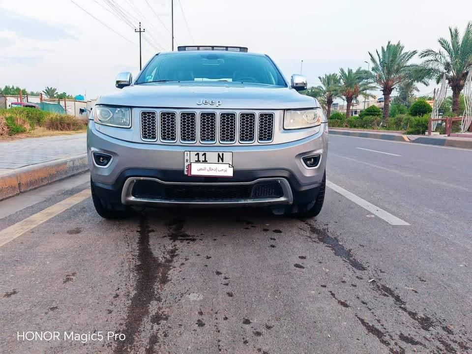 سلام عليكم جيب شيروكي وارد امريكي سيارة جاهزه لف مذب عليه تبريد كيرمكينه حداديه تخم تاير كله جديد رقم بغداد وبيه سونار مكانه بغداد الخطراء اتصل ع هاذ الرقم ***********
