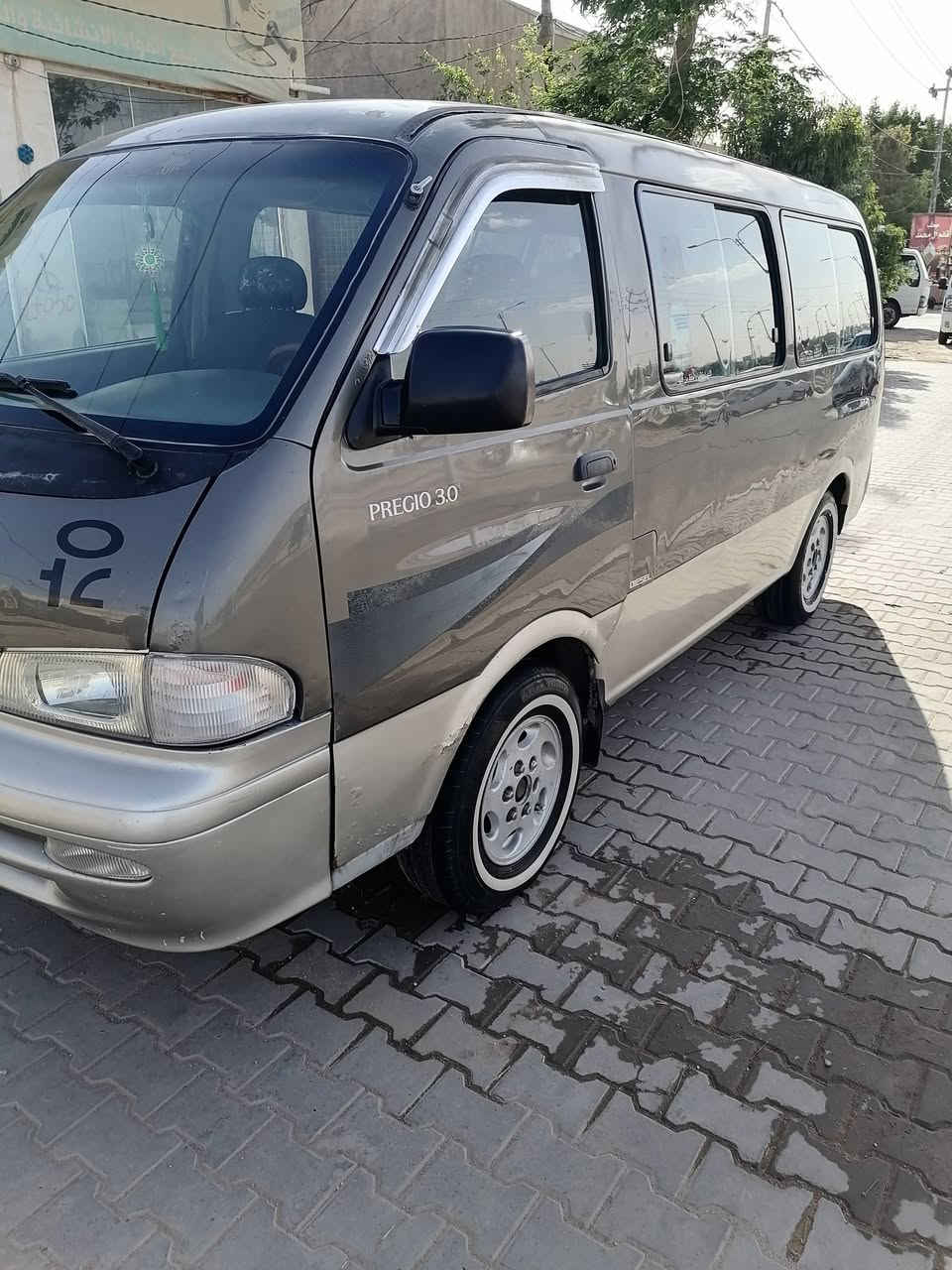 سلام عليكم بريجو لبيع مديل 201   رقم الهاتف ***********
