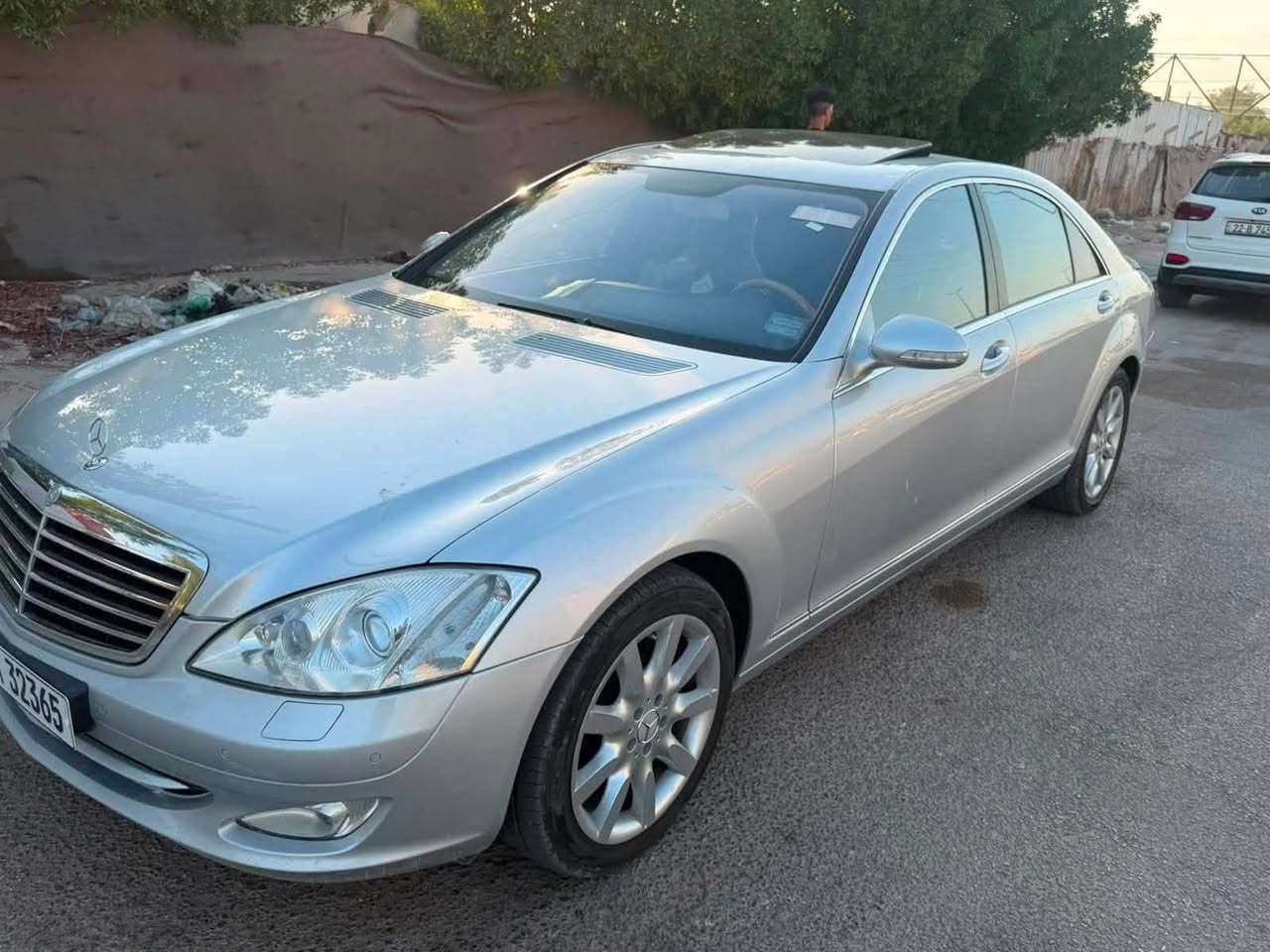 للبيع مرسيدس 550 S
فول مواصفات 
سلايت 
كشنات تدفئه تبريد 
موديل 2008 
مري شفط 
تبريد ثلج 
وارد يابان
تحويل مباشر  نفس اليوم 
مكان السياره نجف // بيع او مراوس 
السياره جديده كلش 
تخم تاير 
رقمي ***********
