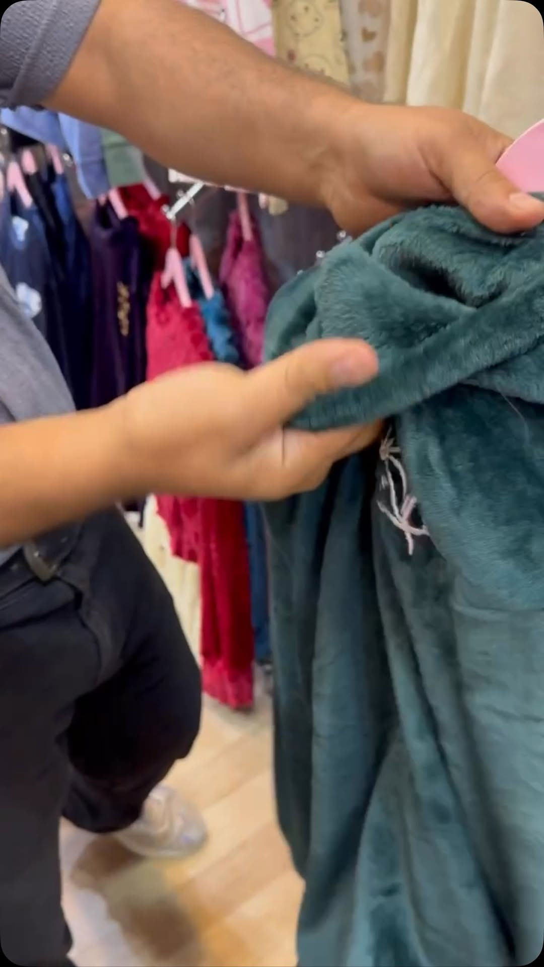 فساتين • كربلاء سناتر • توصيل