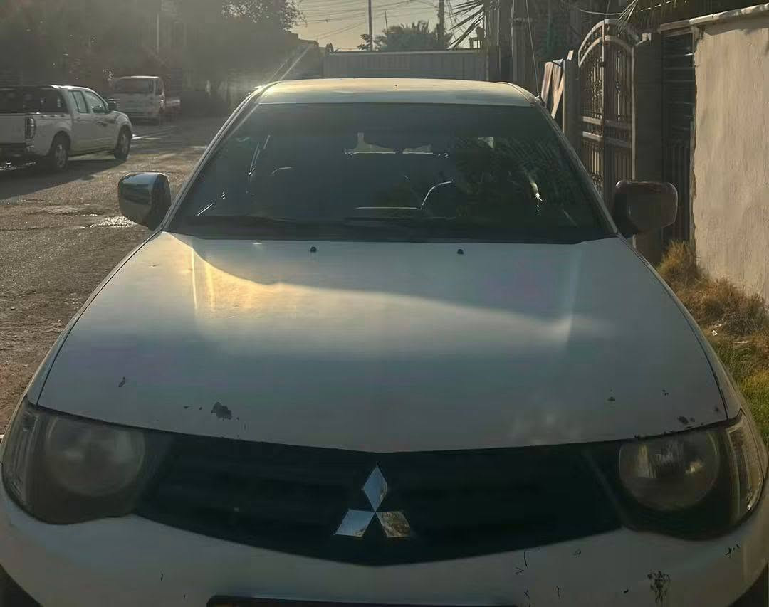 السلام عليكم بيع او مراوس 

ميتسوبيشي 2013 L200 

بانزين 

السيارة جاهزة كير مكينة مكفولات

تبريد ماشاء الله ثلاجة 

حدادية صدر جديدة كاملة 

موقع السيارة بغداد الامين الثانية 

رقم الهاتف :***********

السيارة بأسمي تحويل ثاني يوم
