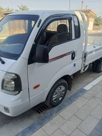 ادوات سيارة • تاير جديد • بصره