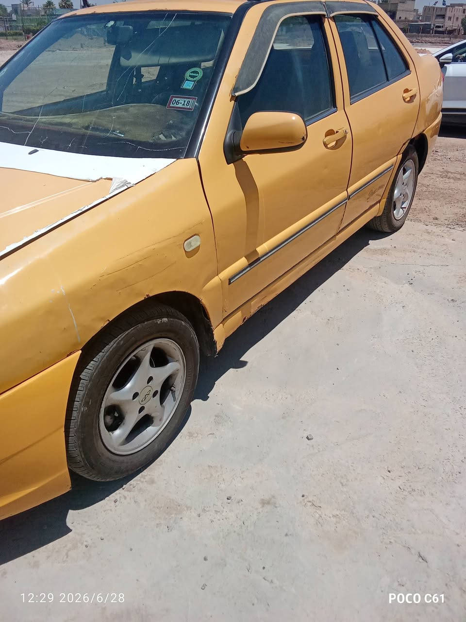 سياره شيري كون تكسي موديل11 20 للبيع 
السعر 23$ السيارة السياره بلاديه بس جاملغ أمامي بيهه
ضربة معدله علا البارد ومداوره ثاني يوم رقم هاتف ***********
