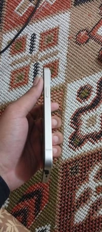 آيفون ١٣ ١٢٨ • دبل سيم • بطارية ٧٦
