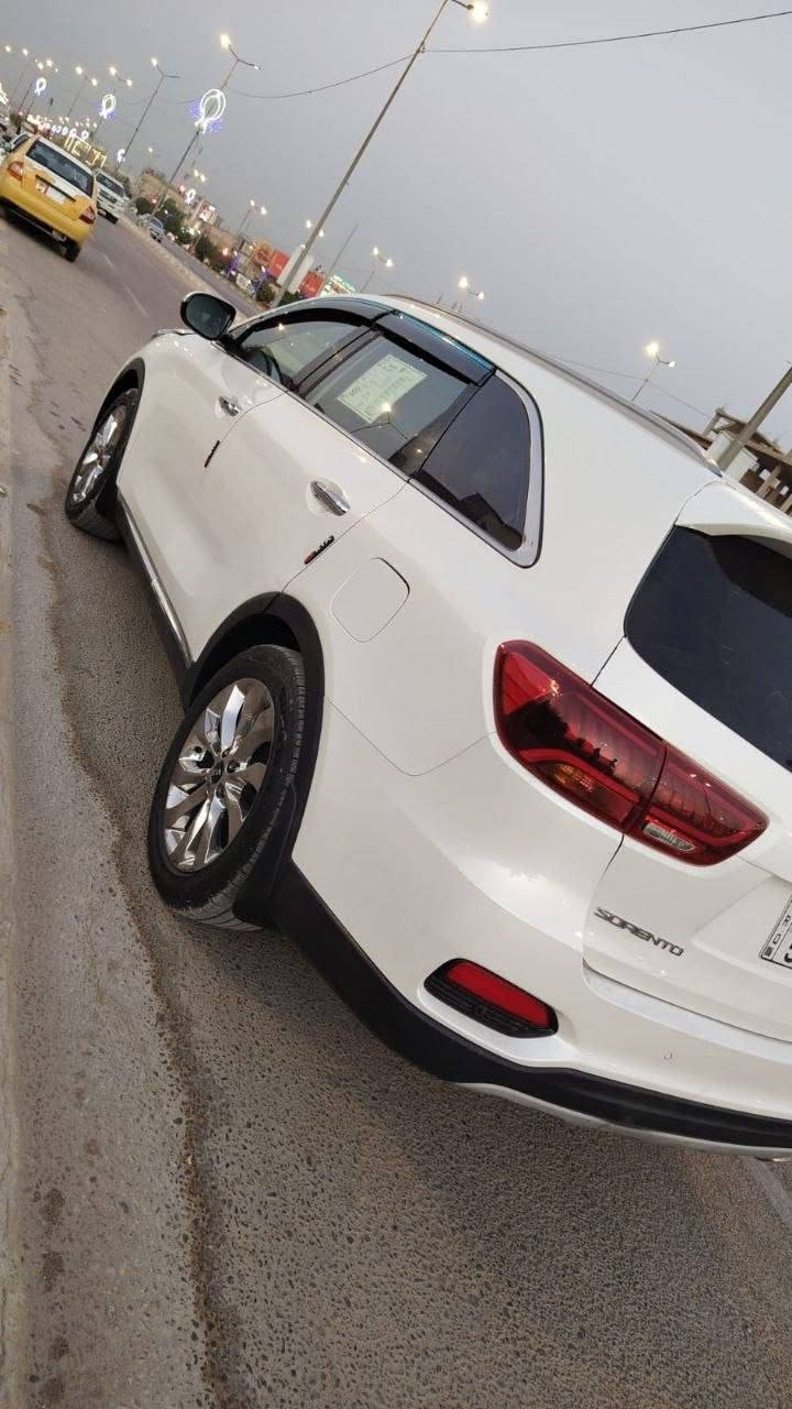 يا الله السلام وعليكم من رخصه الادمن المحترم اعندي سورنتو موديل 2019 خليجي كويتي فول مواصفات واحد على واحد ماعده بنرامه بيها قطعتين جاملغ بنيد فقط اثر شخوط  مرشوشه الجماله  جنطه كهربائي خمس كامرات حساسات امامي خلف تحكم ستيرن جهتين شاير شفط 6سلندر 7راكب 3قطع تبريد ثلج كير مكينه حداديه تخم تاير كفاله عامه سياره جازه من كلشي السعر 188بيها مجال العنوان كربلاء  اتصال على هاذه رقم ***********
