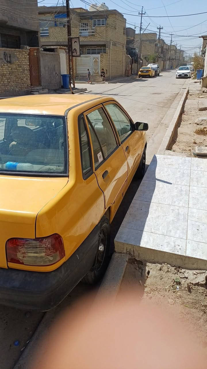 سلام عليكم سايبه للبيع موديل 2013 سياره كير مكينه تبريد خير من الله رقم بغداد تحويل وامصفره سياره مهموله ممرتبه سعر السياره 24 مكان بغداد مشتل ورجان ايذا مو شراي لتعبني ***********
