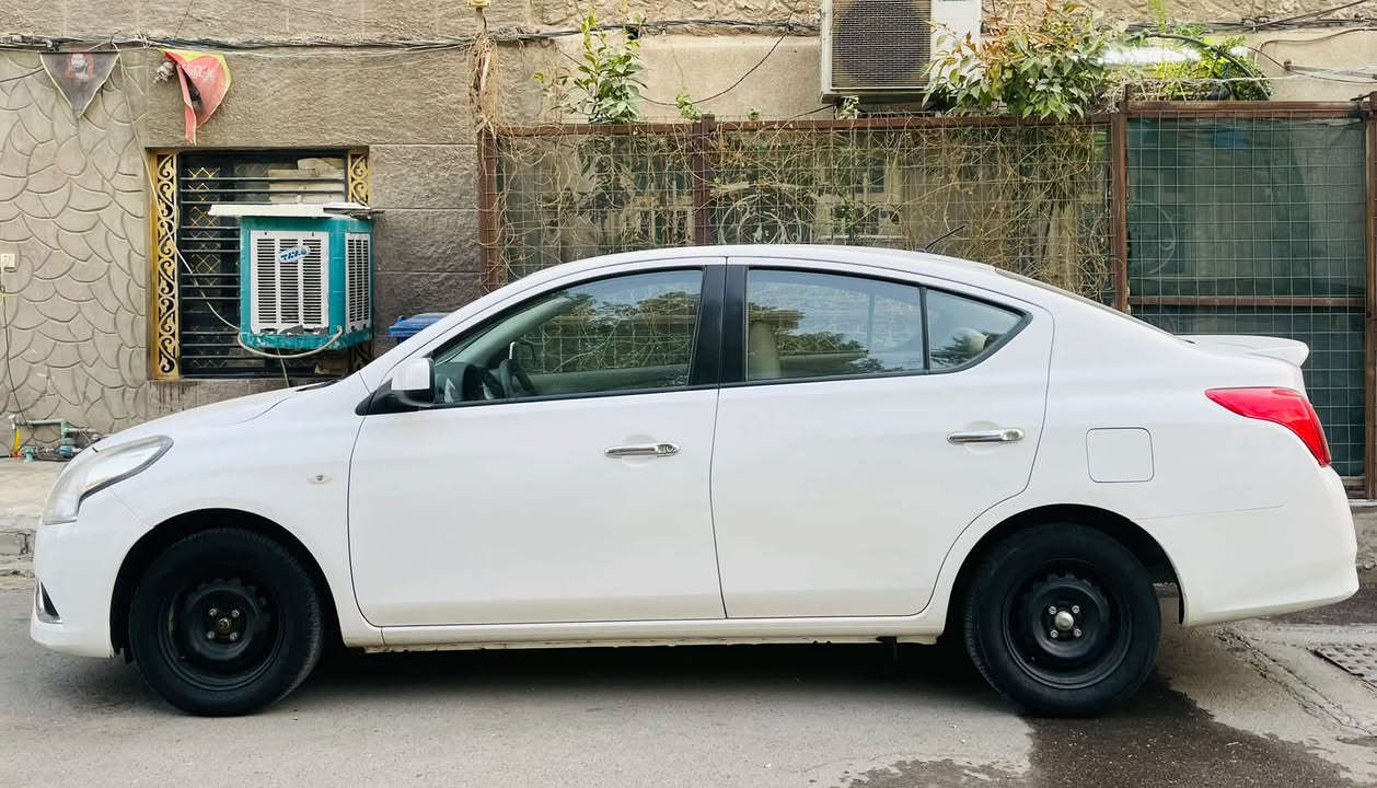 يالله ❤️
نيسان سني هندي 2020 ماشية 90 سياره كفالة كير ومحرك وتبريد دواخل دوشة ارضيات كله جديده على وضع الشركة    باسمي تحويله ثاني يوم فقط بيه خط بالباب جهت السايق وخلف السايق صبغ على كد الضربة وتكحيل بسيط بالباب الايمن 
السعر : 100 $ 
عنواني : بغداد /  الطوبچي
الرقم : ***********
