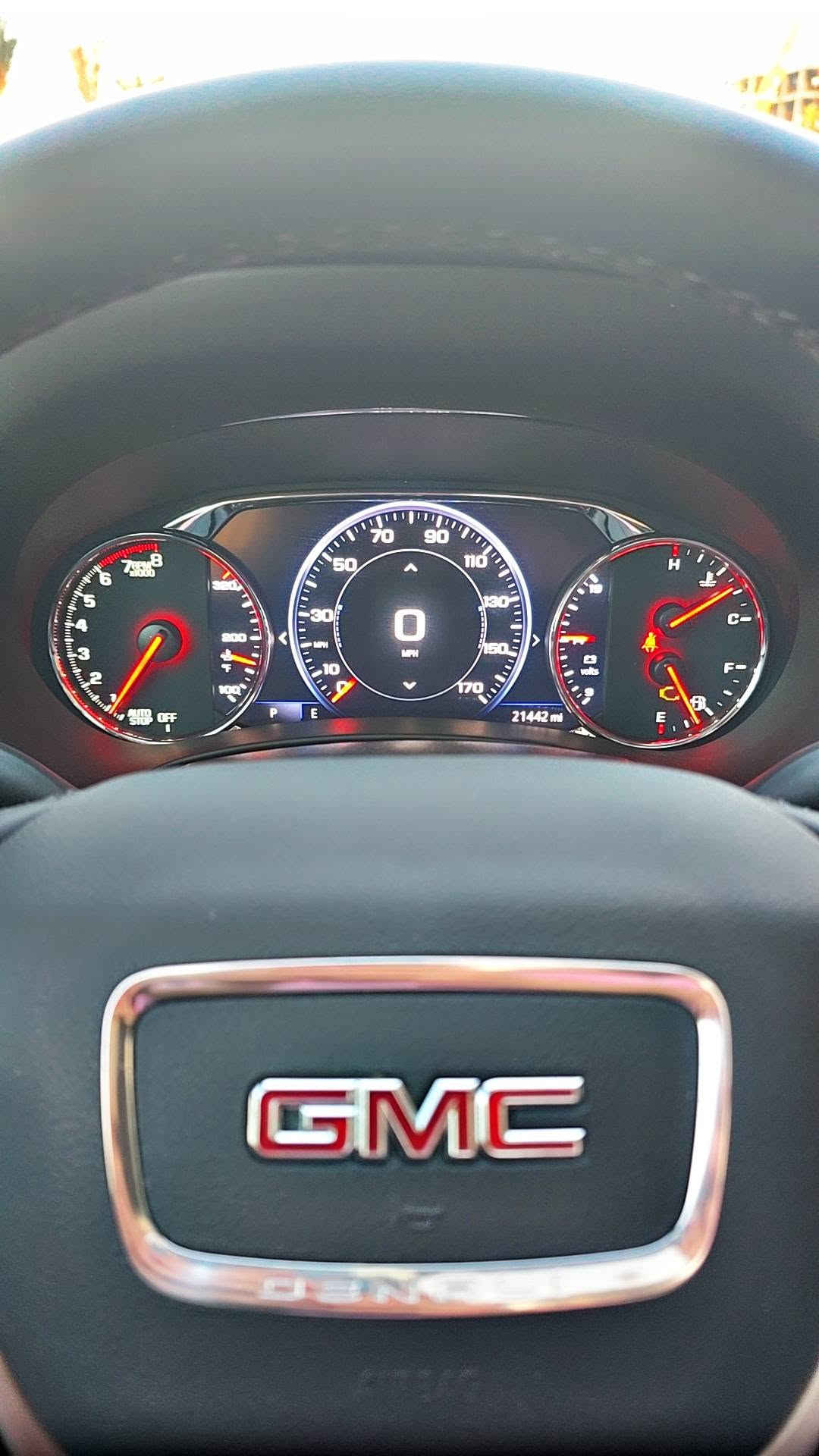 ‏GMC Terrain  2023
الفئة:  دينالي فول موصفات بانوراما 
المديل:2023

اللوحة: فحص مؤقت تترقم اي محافظة 
الضرر: بنيد مصبوغ وجاملغ امامي ايسر بيه بارد 
صور الحادث مرفقة بالمنشور 
بدون ايرباك
_____________________________________
1-حجم المحرك 4 سلندر 1500 تيربو. 
2-عدادالمسافة  
3-بصمة ابواب وتشغيل عن بعد. 
4زينون عالي ناصي. 
5-حساس خلفي. 
6-كامرة خلفي دوارة. 
7-مقاعد جلد آصل. 
8-خزن ميموري لكرسي السايق. 
9-المقاعد الامامية كهرباء. 
10-تبريد خلفي قطعتين. 
11-تدفئة الكراسي الامامية. 
12-جنطة كهرباء. 
13-تحديد مسار. 
14-تحكم استيرن 
15-رادار امامي 
16-رادر جانبي مانع اجتياز.  
_____________________________________
اتصال وللأستفسار  ع رقم وبيه واتساب
***********
