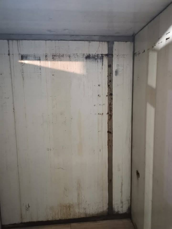 فرن كامل للبيع ابيعه كله مابيع قطعه وحده فرن + تزكا 2 + خماره كامله + نواعم هم عدي +عرباين 3+ 55 طاولي+ عجانه نمساوي +ميز عرض  ابيع شلع  *********** مكلف بنشر
