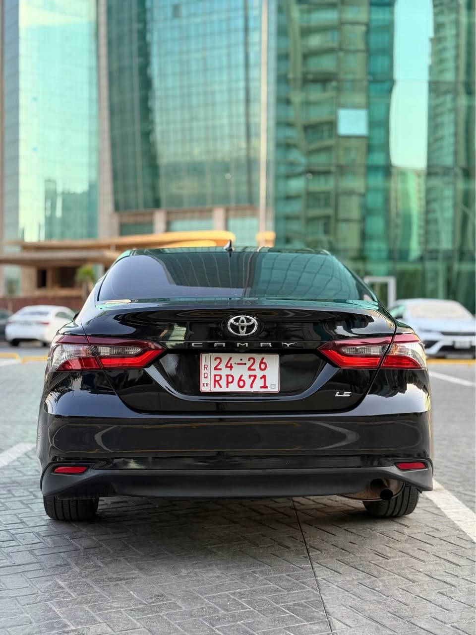 تويوتا كامري  2024  LE 🚀 بصمة 
لوون : اسود 🖤
سعرها : 183$ بها مجال 
مواصفات : LE👇
شاشة 
بصمة 
كاميرا 
كشن كهربائي 
تحكمات ستيرن و تحديد سرعه 
رادار 🛣
لايتات  LED
كير و محرك بشرط   
بجم كبس 
حادثها :  باب + هلال الجملغ صبغ
ايرباك فقط برده طاك راجع سستم 
العنوان : اربيل  
تترقم شمالي (اربيل - دهوك - سليمانية ) 
الاتصال ***********  واتساب أربيل, العراق
