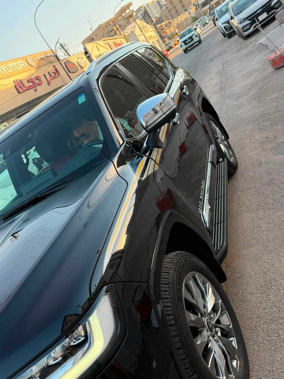 LAND   CRUISER  
2024
VX
LIMITED 
V6
4.0L
بريم اصل

 تويوتا      لاندکروز

2024     اسود 
رادار امامي 
رادار خلفي
مانع تصادم 

مغلف

داخل    أحمر

6 سلندر
بريم

ماشیة

 
24 الف

حقيقي  

مواصفات

کوشنات    جلد

کوشن   کهربائي

کوشن   تبريد +تدفئه

سماعة  جي  بي  ال

شاشة   کبيرة

کوشن   خلفي   کهربائي

كامرات ٣٦٠ 

شاحن    لاسلکي

لايت    زينون

لایت  ایشارة

صندوق   کهربائي

تشغیل  عند  بعد

8  ایرباك

3  شاشة
رقم بغداد 
للاستفسار 
(***********)
السعر 
73,500$
