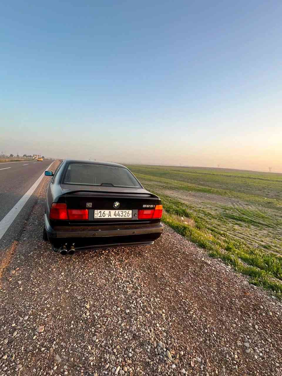 سلام عليكم
بي ام ٥٢٥
موديل ٩٥
مكينه وكير واكسل وكهربائيات كله مال حاويه وكفاله
تبريد ويه السويج 
سياره جاهزة وترايك المكة
داخل نضيف كلش 
خمس بردات
بجم عريض بلاد مو تحديث
كت ام
ويل توسايز
تخم تاير مشلن
دبل ايرباك
دبل جكمجة
مري منفصل
سلايد روف
منضومة غاز ايطاليه
السعر ٦٨وبيهة شي بصيط للشراي 
موجود واتساب فقط ***********
