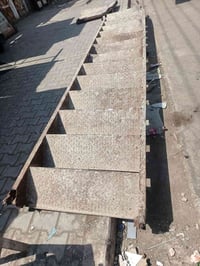 نجف • درج حديد • ٤متر وربع