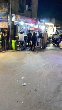 مطعم للبيع بمنطقة الوشاش مطعم شغال وعليه رجل واله اسمه بلمنطقه  بنده م...
