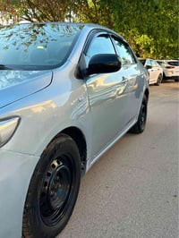 كورلا موديل ٢٠١١ خليجي   رقم اربيل باسمي شرط التحويل   ماشية ٣٠٩ الف ك...
