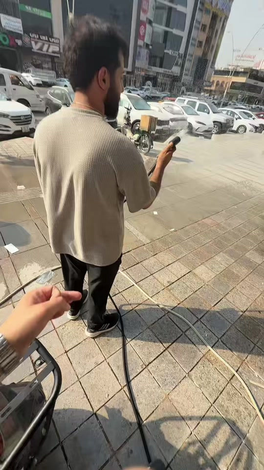 متوفر الان في شركة وميض الذهب⚜️ 📍عنوانه بغداد زيونة شارع الربيعي مجمع الشاعر للاستفسار اكثر يرجى الاتصال بالأرقام التالية 👇👇👇 ***********
