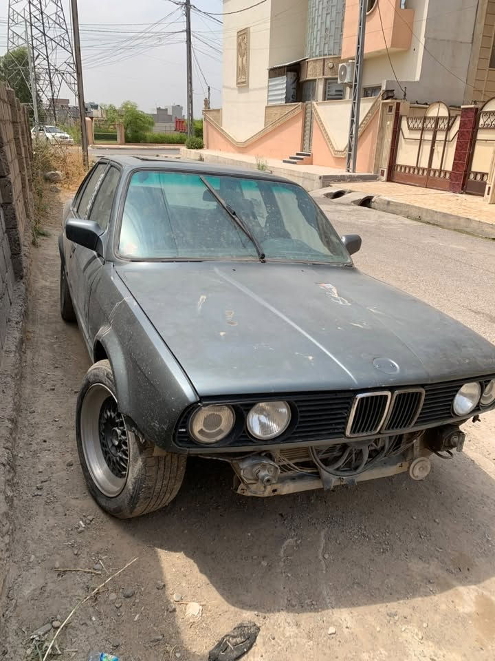 سعرها مناسب بسعر رقمها
سلام عليكم
زعرة 320 محرك 20 كبس ضفيره عقل سمينز
سيارة مال تعمير بس صارتلي ظروف وعفتها محرك ينرادله رنكات وبيها خربطه 
عضمتها حلوه 
رقمها حيل حلو 
كيرها سليم 
طخم وياله BBS
سنويه 2028
مكان السياره موصل 
راعيها يريد تحويل بس 
كابون ورقي بيها 
سعرها 18 
عليها غرامة 200 حسب الاتفاق
🛑 السيارة اغراضها كلها كامله من دعاميات وسبايدر خلفي وبك لايتات وغراض هواي بيها 
***********
