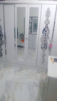غرفه نوم تركيه جديدة 5 قطع للبيع الاتصال 07715291160