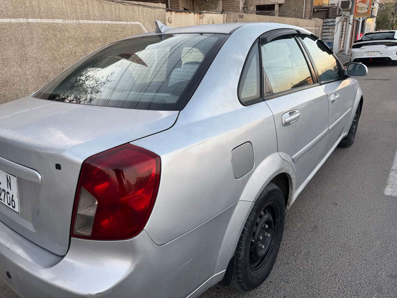 اوبترا خليجي موديل ٢٠٠٦ بحالة جيدة كير ومحرك وتبريد شغال رقم بغداد الجديد وبأسمي ، بيه صبغ ٤ قطع بدون اي دواخل  مكاني بغداد جانب الكرخ وسعرها ٥٢ وبيها مجال قليل ، للمعلومات الاتصال بالرقم *********** بغداد, العراق

