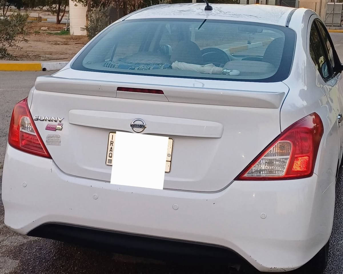 السلام عليكم
نيسان ٢٠١٨ رقم كربلاء بأسمي السعر ٩٨ $ سياره جاهز من كلشي بيه بارد بدون صبغ  يم باب البانزين و ضربة دراجه دوسة الباب خلف السايق للاستفسار ***********
