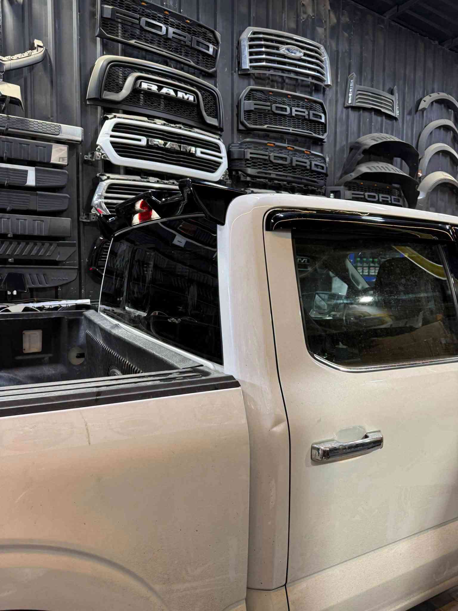فورد F150 • سبايدر قمارة • تركيب مطريات
