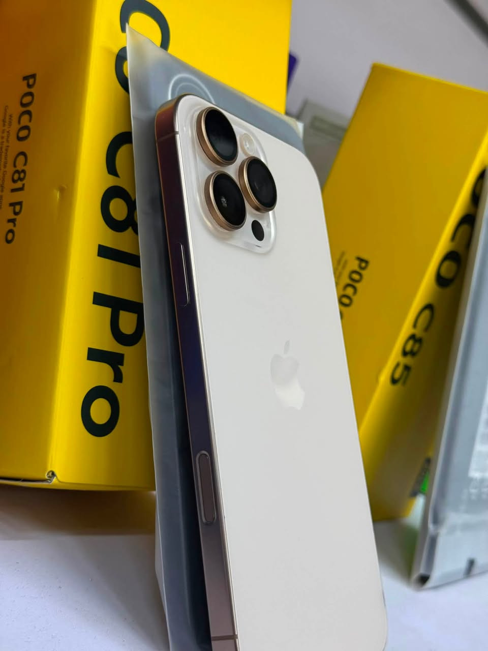 � للبيع – iPhone 16 Pro Max 📱
✨ الموديل: iPhone 16 Pro Max
💾 السعة: 256GB
🌍 النسخة: عربي (شرق أوسط) ماستر 
🔋 صحة البطارية: 92%
🎨 اللون: تيتانيوم الصحراوي المميز

✅ الجهاز نظيف جدًا وحالته ممتازة، 

📞 للاستفسار والحجز:
***********

📍 العنوان:
مكتب روتانا للاتصالات
شارع الخليج – قرب المحكمة – مقابل شركة الخمائل.

🌹 أهلاً وسهلاً بكم، ونرحب بجميع استفساراتكم
