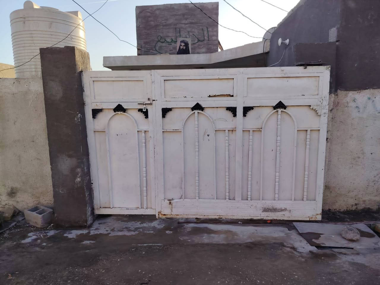 حي الجوادين • ٢١٠م • ٣ غرف